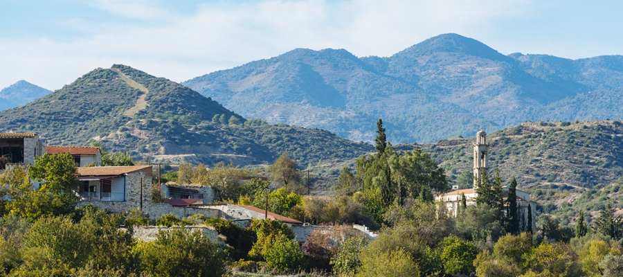 Mountainous Larnaka (Larnaca) - Lefkosia (Nicosia) Wine Route